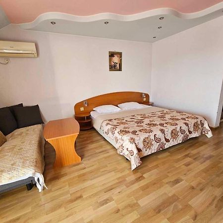 Apartments Center Санданський Екстер'єр фото