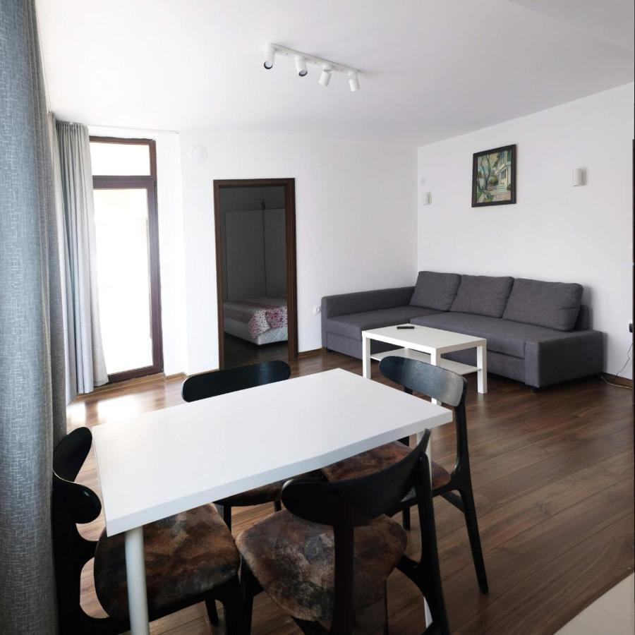 Apartments Center Санданський Екстер'єр фото