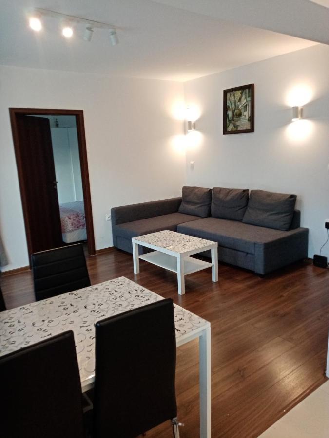Apartments Center Санданський Екстер'єр фото