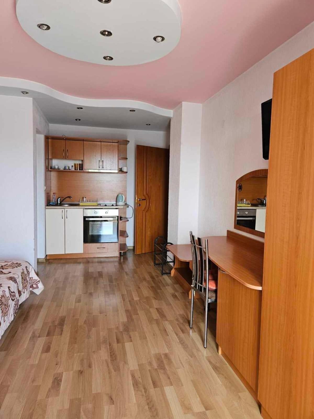 Apartments Center Санданський Екстер'єр фото