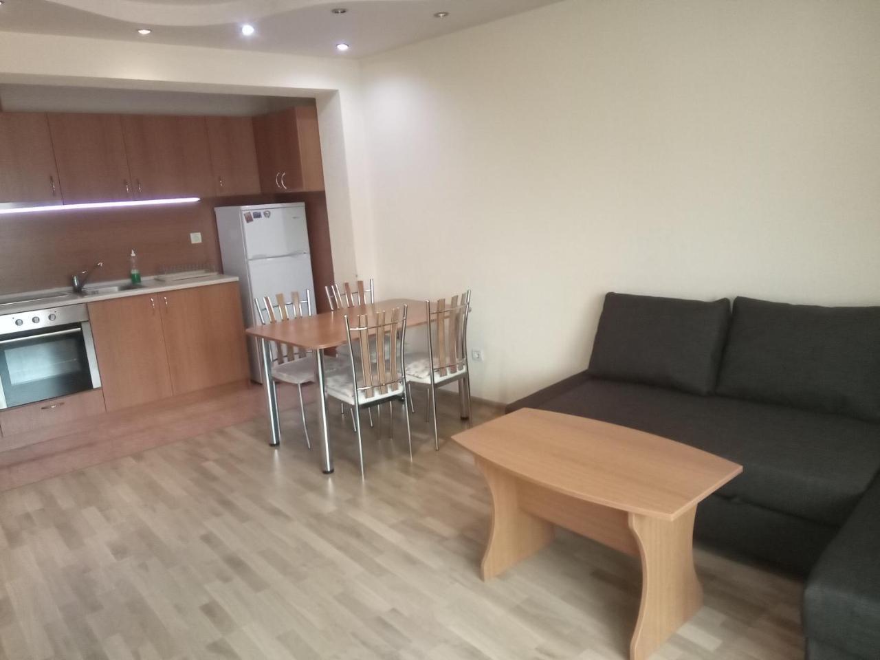 Apartments Center Санданський Екстер'єр фото